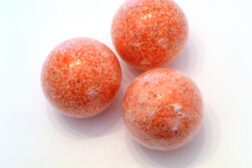 Bola de baño efervescente de fresa de Sabó de Barcelona