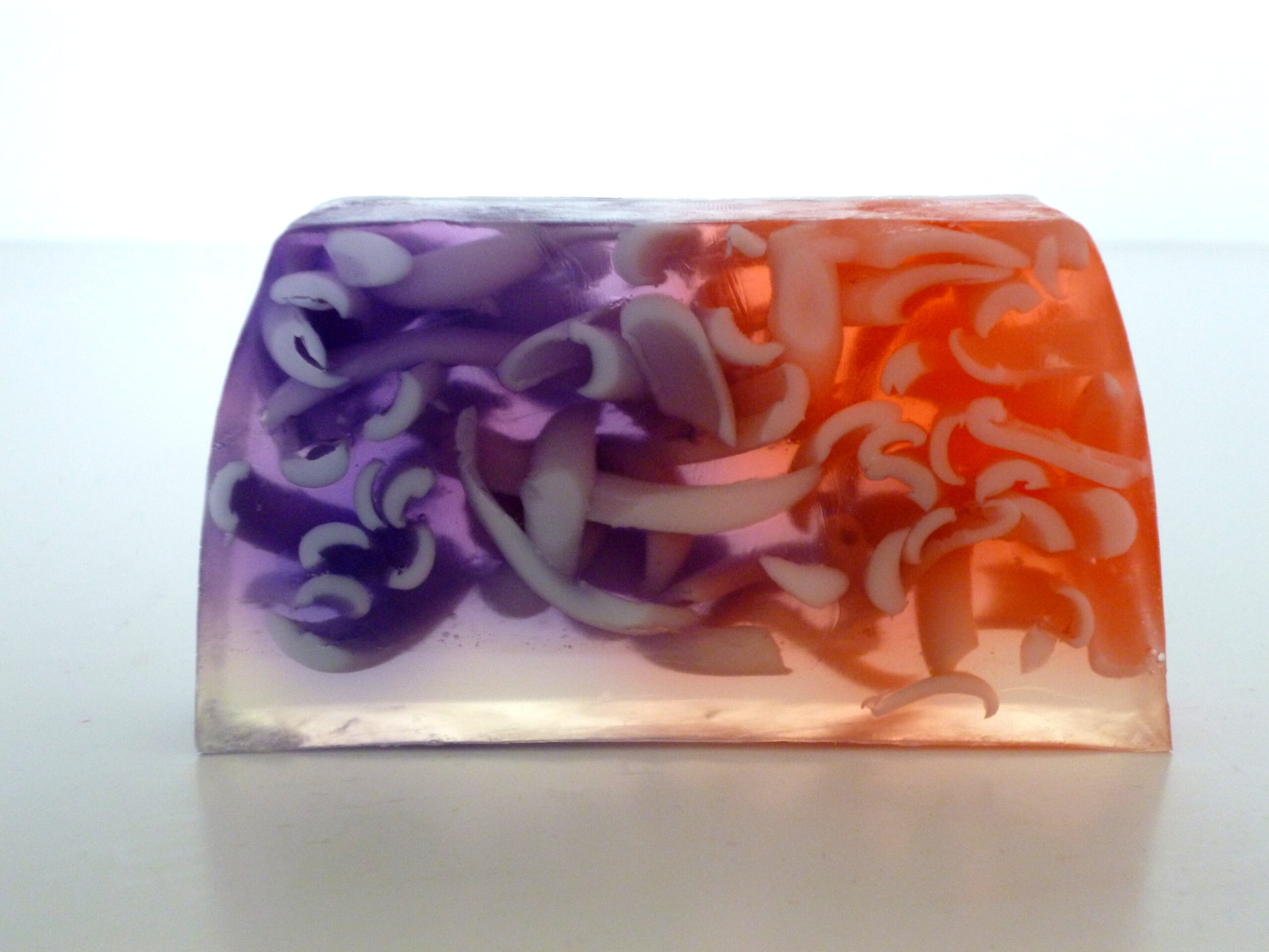 Jabón artesanal de Flor de Lilas de Sabó de Barcelona